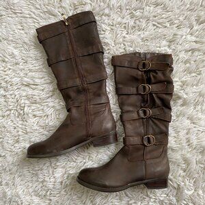 Leather Boots with Multiple Buckles and Straps